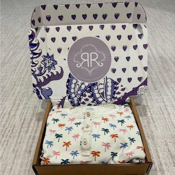 Roller Rabbit x Faherty girls pajamas BOX included - Picture 1 of 13